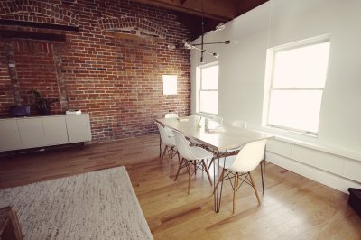 stocksnap-office-2617383_1920.jpg