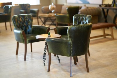engin_akyurt-furniture-4701796_1920.jpg