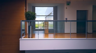 stuartlimedigital-modern-office-1044807_1920.jpg
