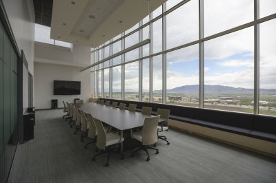 stocksnap-table-2577998_1920.jpg