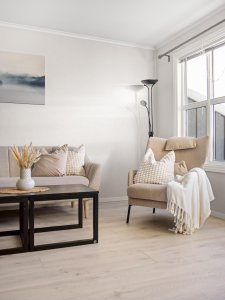 23555986-living-room-8896505_1920.jpg
