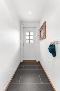 23555986-hallway-8539140_1920.jpg