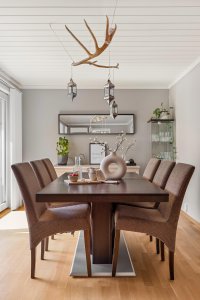 23555986-dining-area-8260415_1920.jpg